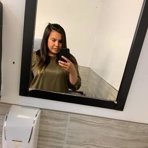 Meet your Posher, Karla